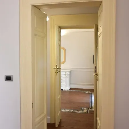 アパート Il Duomo E Il Mare ブリンディジ